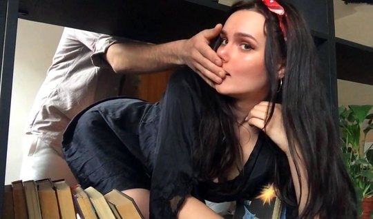 Жена захотела секса и возбудила мужа на домашнее порно